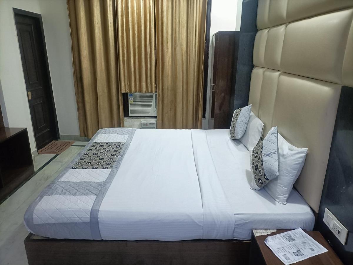 King Delhi Airport Hotel นิวเดลี ภายนอก รูปภาพ