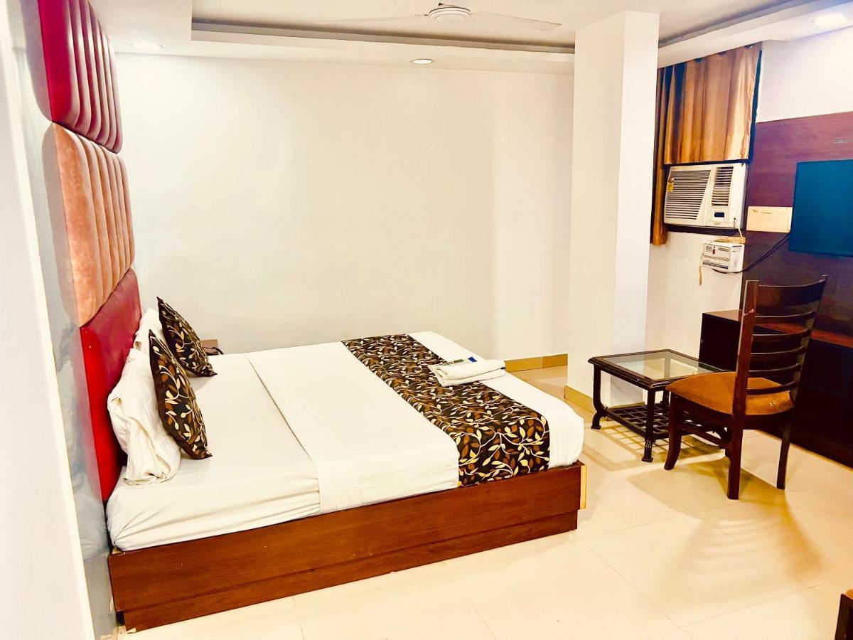 King Delhi Airport Hotel นิวเดลี ภายนอก รูปภาพ