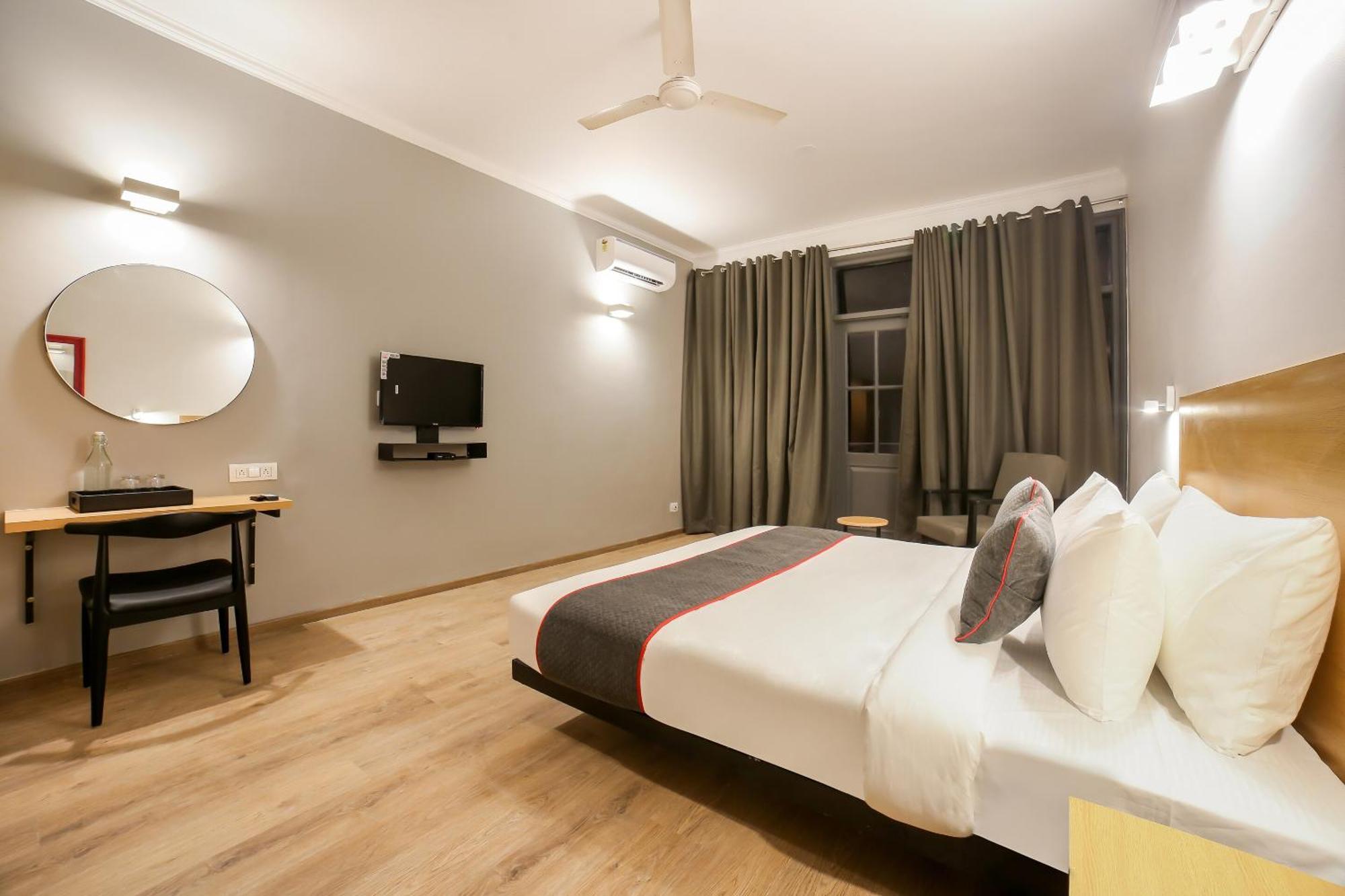 King Delhi Airport Hotel นิวเดลี ภายนอก รูปภาพ