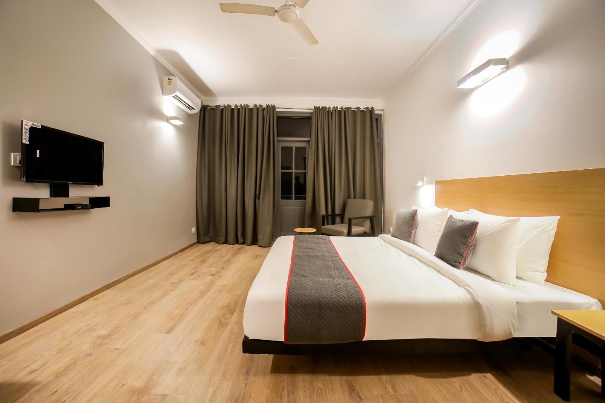 King Delhi Airport Hotel นิวเดลี ภายนอก รูปภาพ